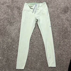 Nike Full Length Dri-Fit ADV leggings. Women’s size M.